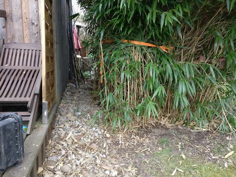 Bambus nachträglich mit Rhizom Sperre eingrenzen